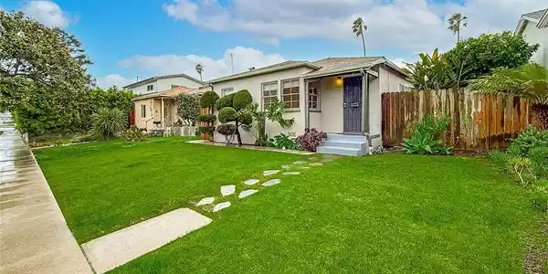 866 Flower Avenue