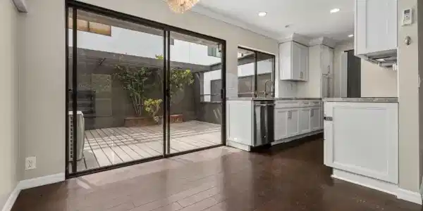 8746 Villa La Jolla