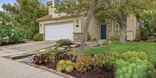 11031 Cedarcrest Way