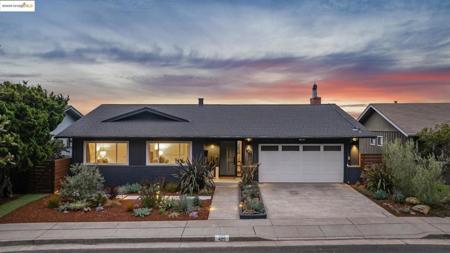 425 Creighton Way