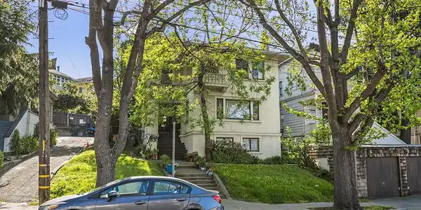 326 Athol Avenue