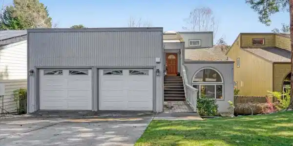 334 Lee  Street Street