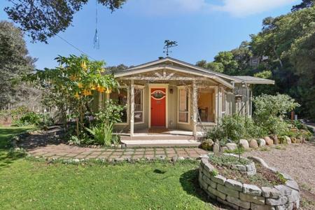 122 Strawberry Canyon Road