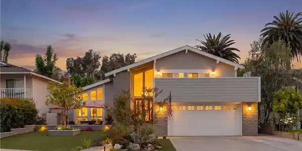 16541 Charleyville