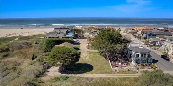 1830 Laguna