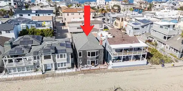 6421 E Seaside