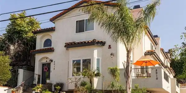 2010 Mathews Avenue