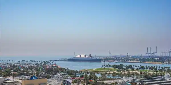 400 W Ocean Boulevard