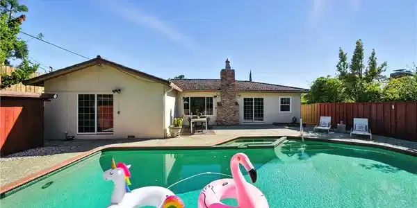 1319 Skyview Drive