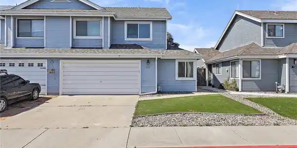 1158 Pacific Pointe