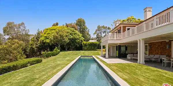 525 Spoleto Drive