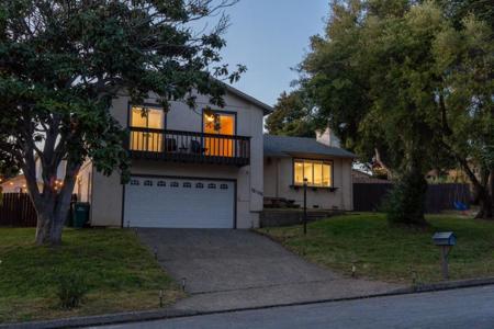 15105 Charter Oak Boulevard