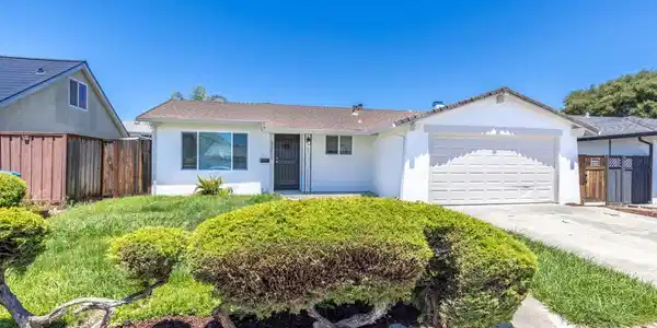 3213 San Luces Way