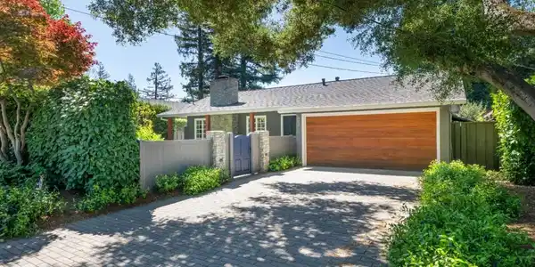 284 Selby Lane