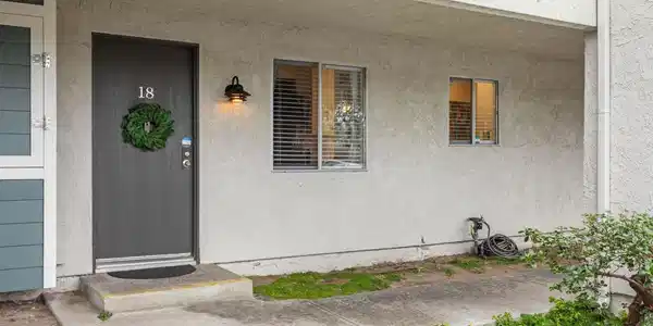 209 S Ventura Road