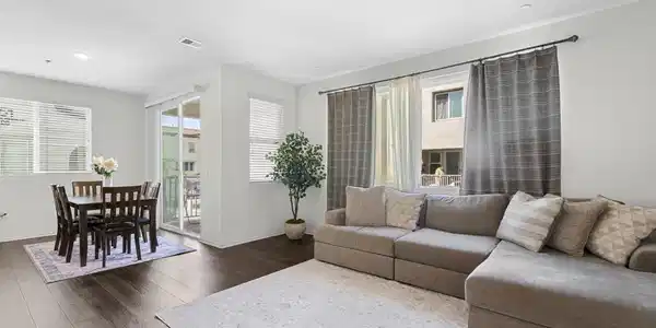 1270 Paseo Sea Breeze