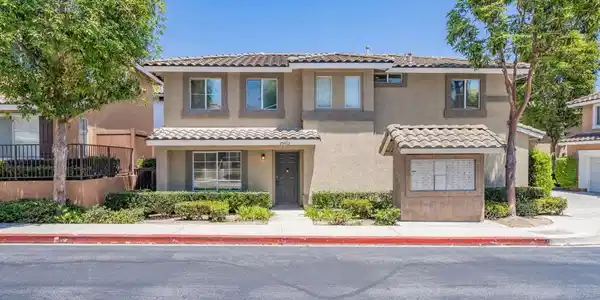 25402 Bayside Place