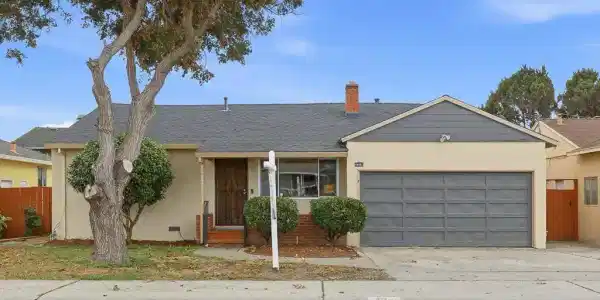 466 Lloyd Ave