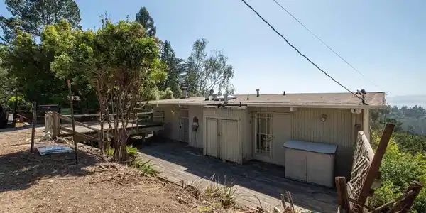 7279 Snake Rd