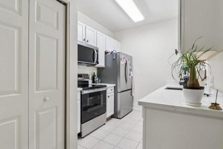 2255 2255 Showers Dr