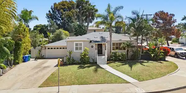 1905 Catalina Boulevard