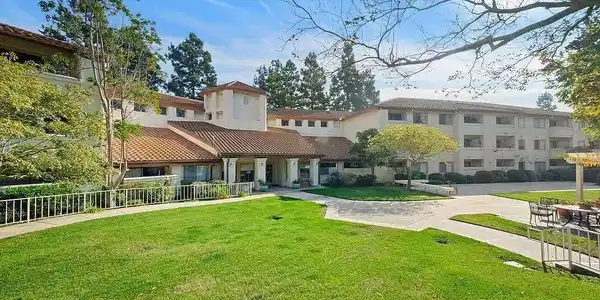 501 Palisades drive