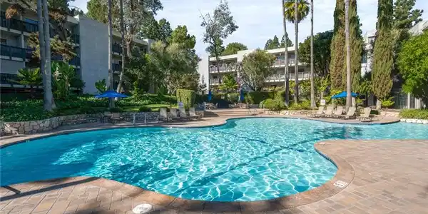 3604 W Estates Lane