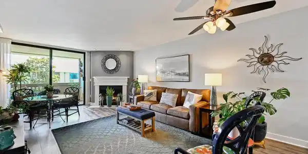 3098 Rue Dorleans