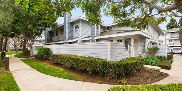 19126 Queensport Lane