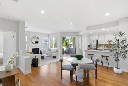 2616 Bayfront Court