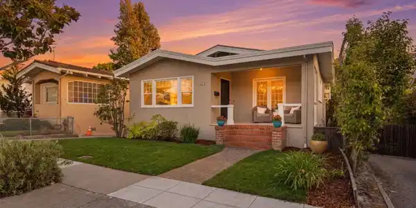 807 Acacia Drive