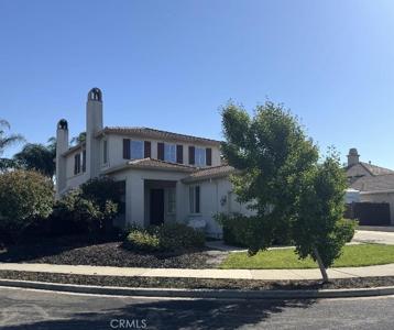 2348 Arch Court