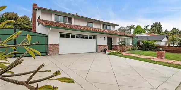 33191 Paseo Blanco