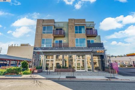 520 El Camino Real