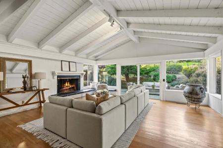 25664 Carmel Knolls Drive