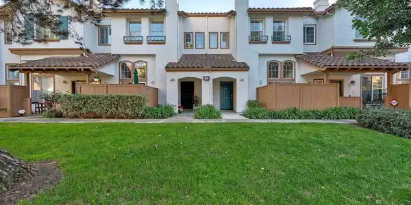 10230 Wateridge Cir