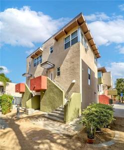 319 E Dayman Street