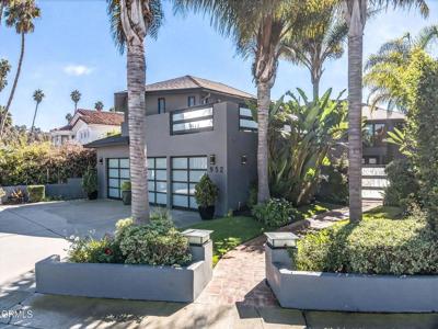 952 Peninsula Street