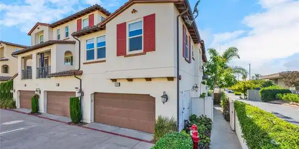 17537 Reflections Court