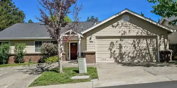 320 Warmcastle Court