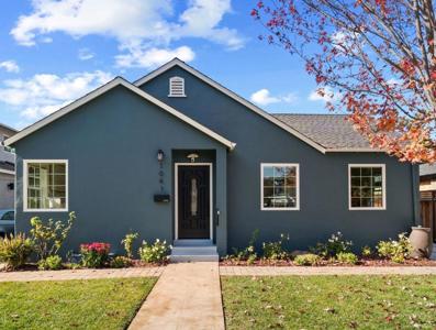 1041 Menlo Oaks Drive