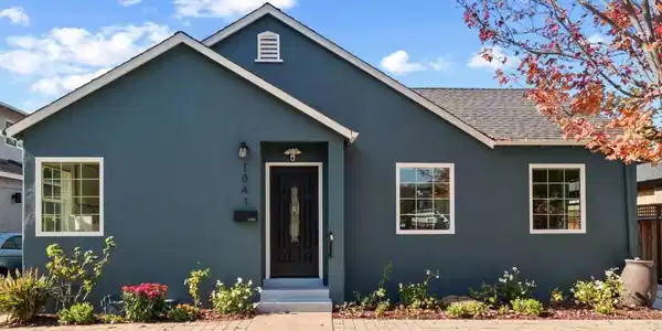 1041 Menlo Oaks Drive