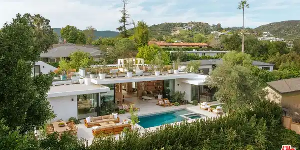 854 Glenmere Way