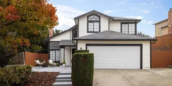 397 Seahorse Dr.
