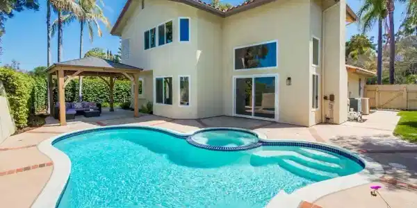 1278 Avenida Miguel