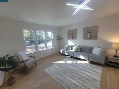 375 375 Camelback Rd