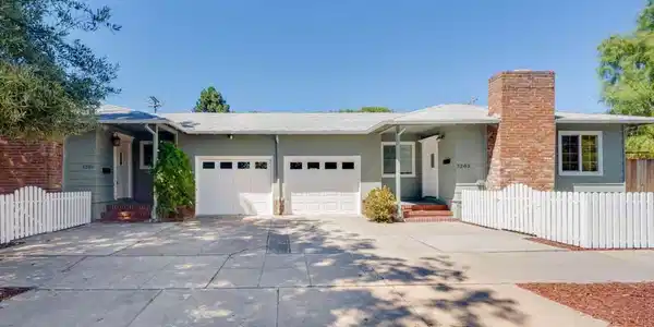 32013203 Hoover Street