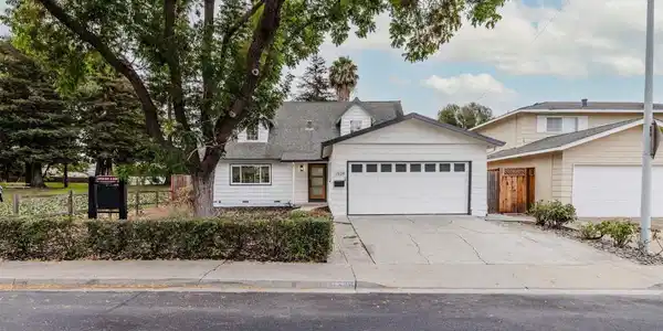 1528 Saratoga Dr