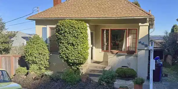 112 Buena Vista Ave