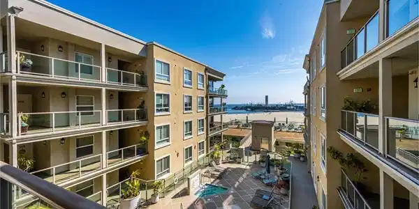 1000 E Ocean Boulevard